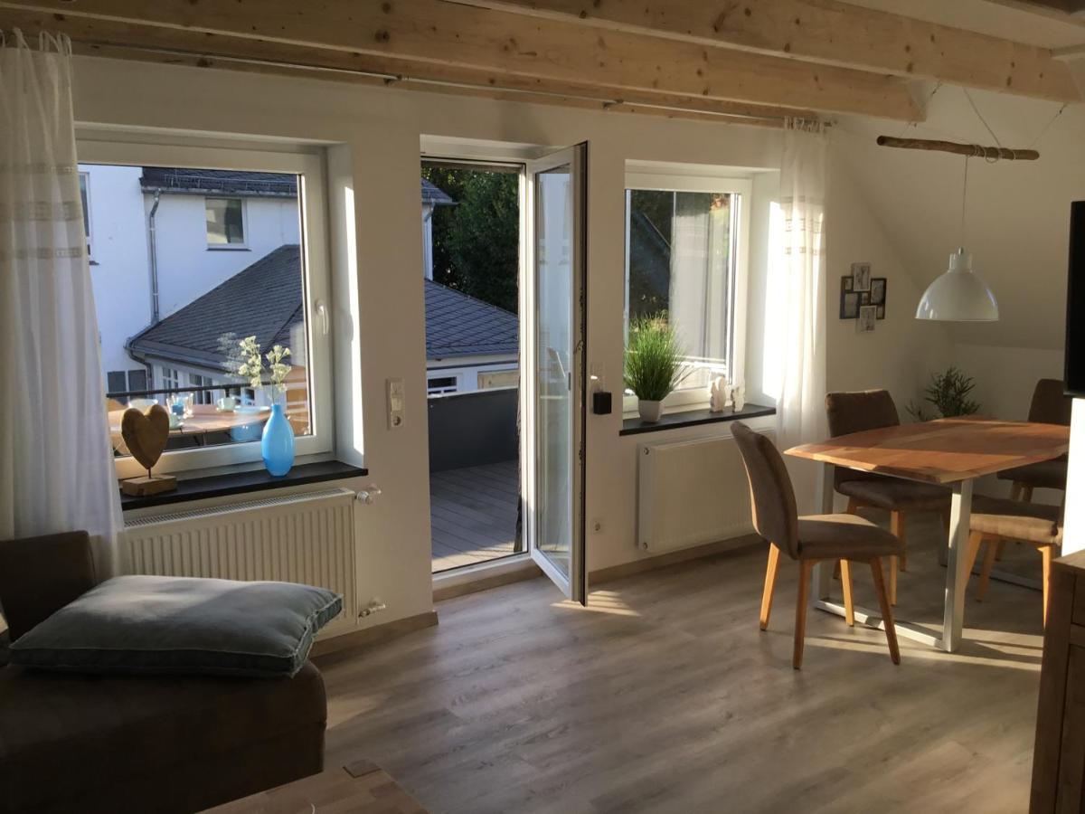 Ferienwohnungen Vollmers-Dünnebacke Schmallenberg Exterior foto